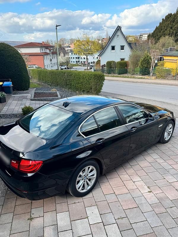 Second-hand BMW 528 258 CP (189 kW) 2011 Negru Berlinǎ