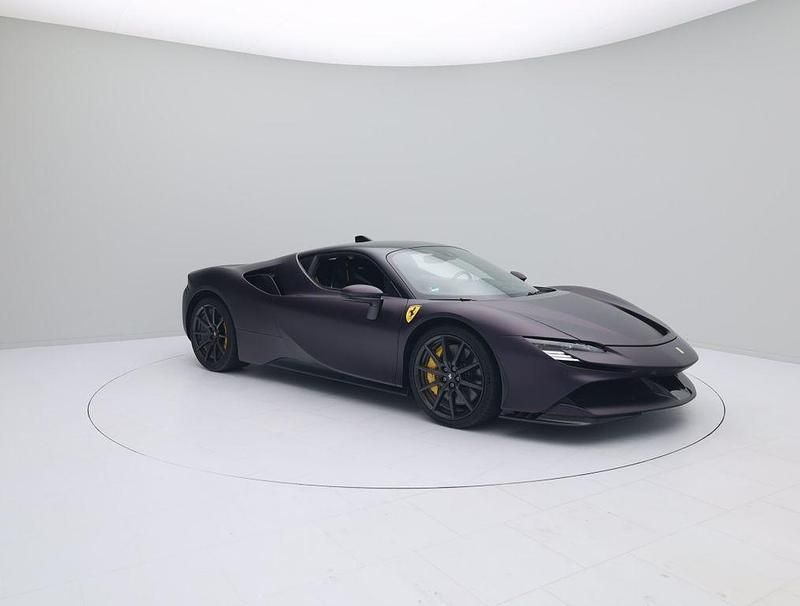 Gebraucht Ferrari SF90 999 PS (734 kW) 2023 Violett Coupé