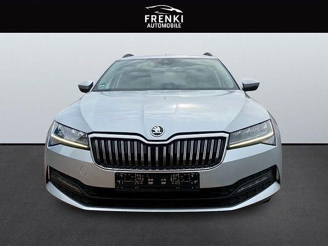 Gebraucht Skoda Superb Ambition 150 PS (110 kW) 2022 Silber Kombi