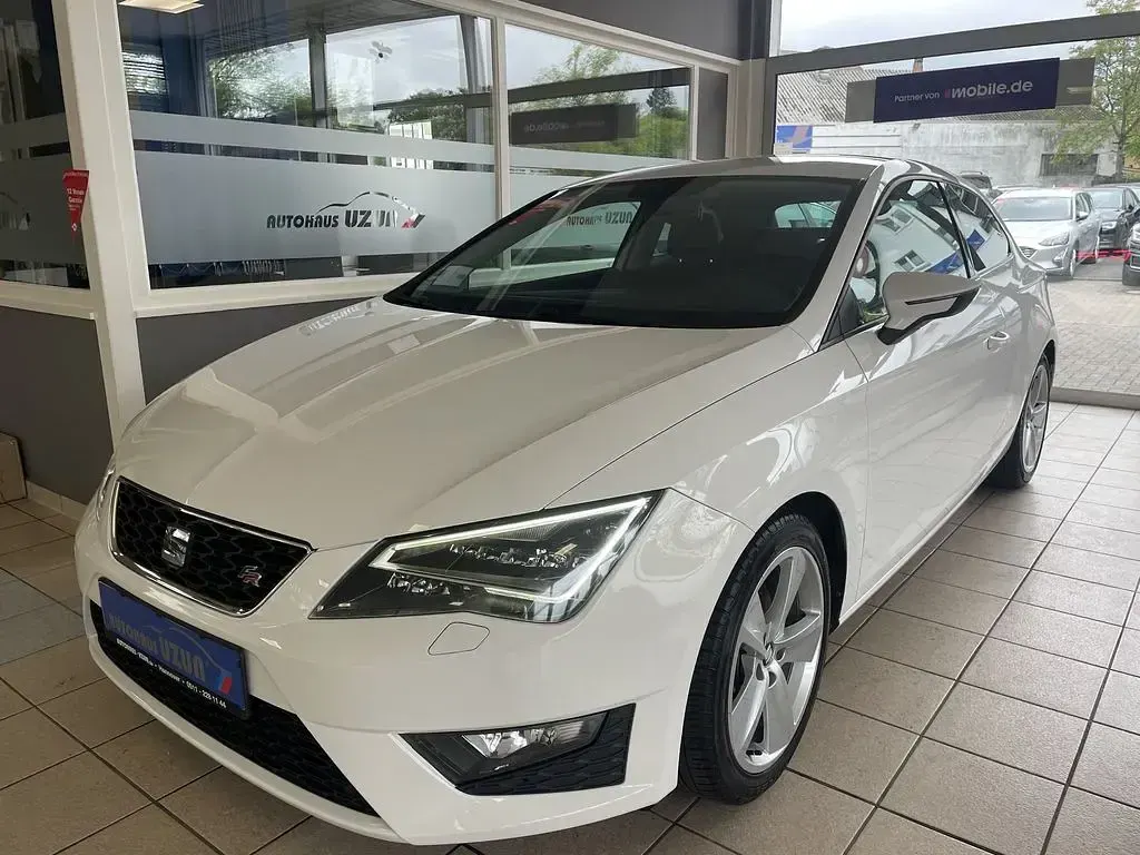 Używany Seat Leon SC FR 150 KM (110 kW) 2015 Biały Hatchback
