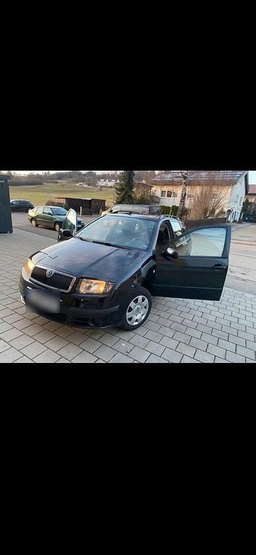 Second-hand Skoda Fabia 80 CP (58 kW) 2006 Negru Break