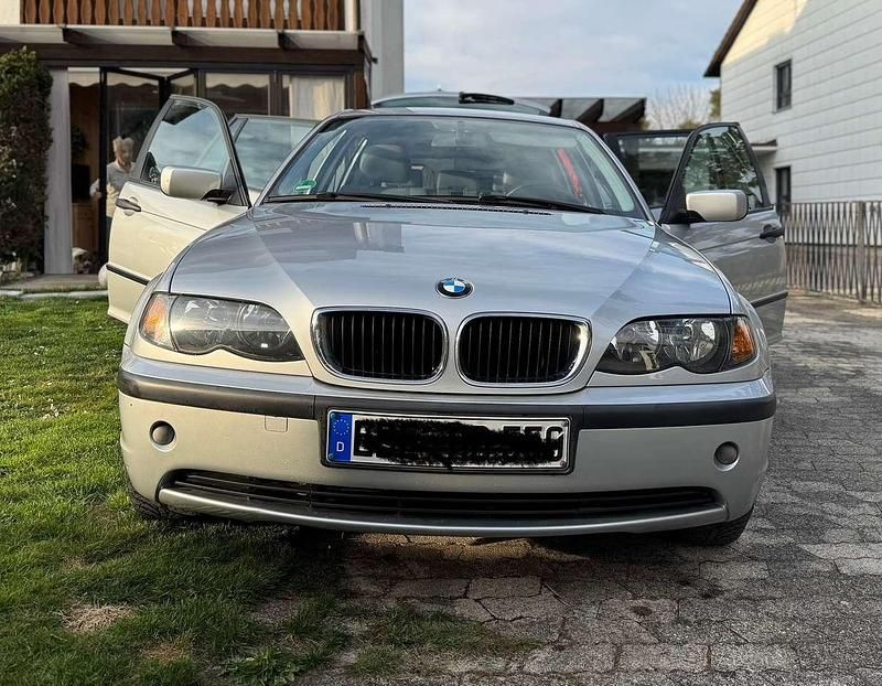 Gebraucht BMW 318 143 PS (105 kW) 2002 Silber Kombi