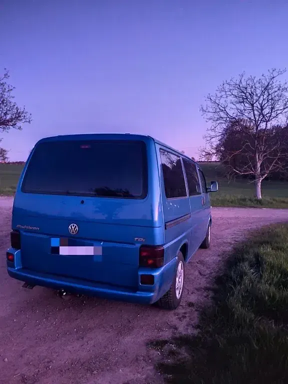Używany VW T4 102 KM (75 kW) 2002 Niebieski Van