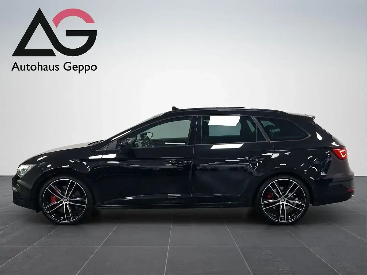 Second-hand Seat Leon CUPRA 300 CP (220 kW) 2017 Negru Break