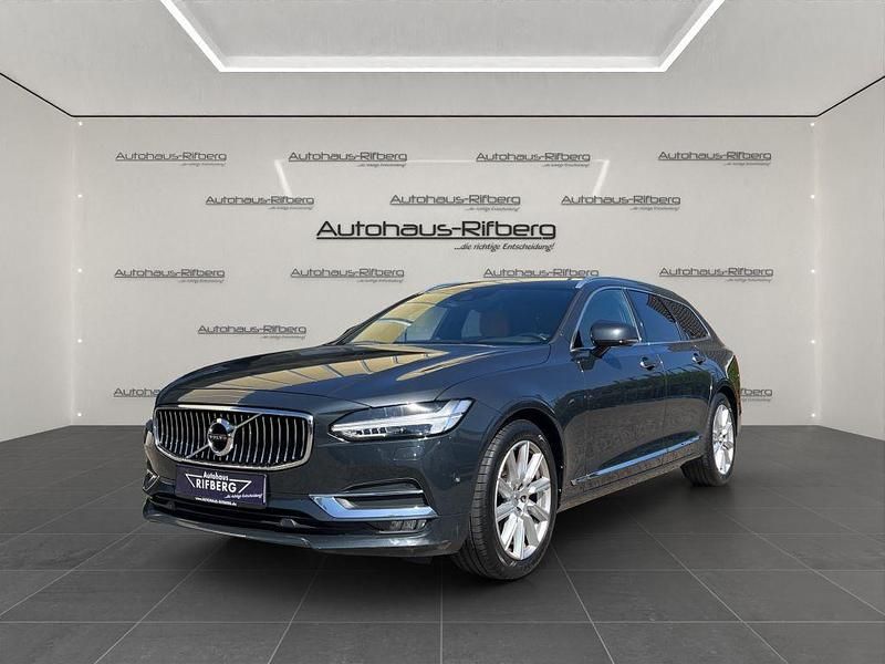 Grau Gebraucht 2016 Volvo V90 Inscription Kombi | 22.890 € (Fairer Preis) - Bild 1/4