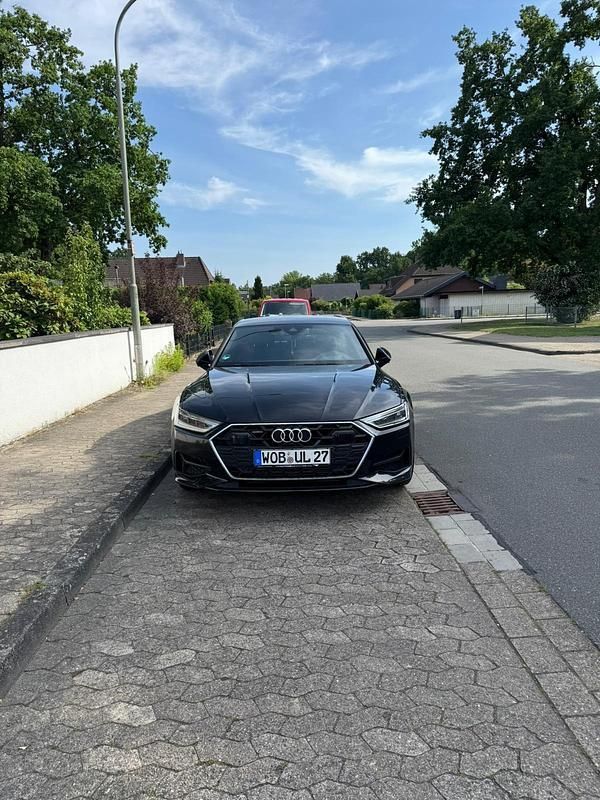 Schwarz Gebraucht 2023 Audi A7 Sportback S-Line Kleinwagen | 51.900 € (Fairer Preis) - Bild 1/4