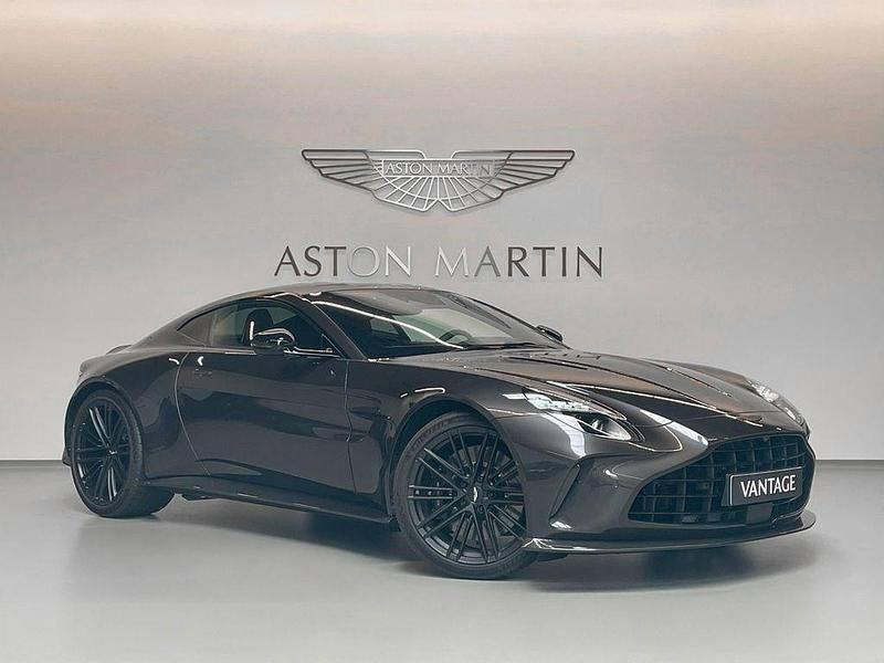 Silber Neu 2025 Aston Martin Vantage Coupé | 235.950 € (Teuer) - Bild 1/4