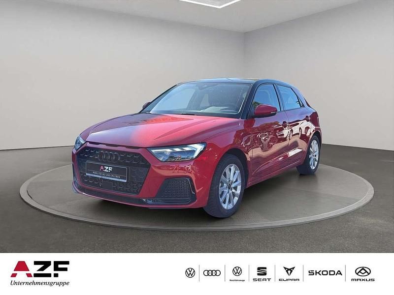 Progressivrot metallic Gebraucht 2025 Audi A1 Advanced Plus Limousine | 26.990 € (Etwas zu teuer) - Bild 1/4