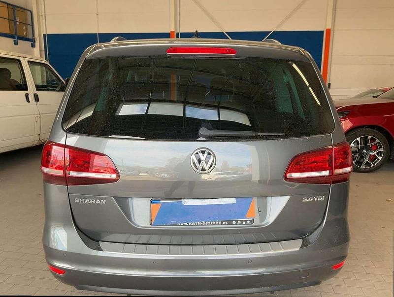 Gebraucht VW Sharan Allstar 150 PS (110 kW) 2017 Grau Van / Kleinbus