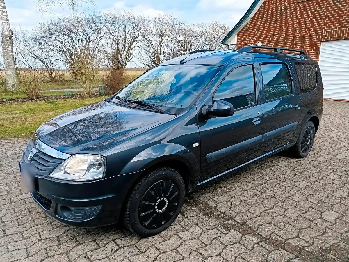 Gebraucht Dacia Logan MCV Lauréate 87 PS (63 kW) 2009 Grau Kombi