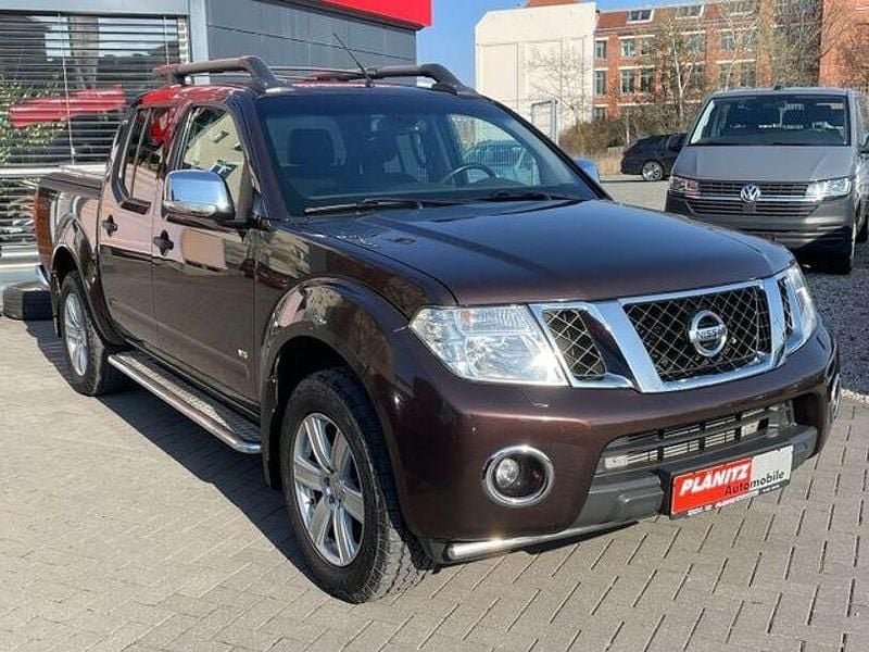 Gebraucht Nissan Navara 231 PS (169 kW) 2014 Braun Pickup