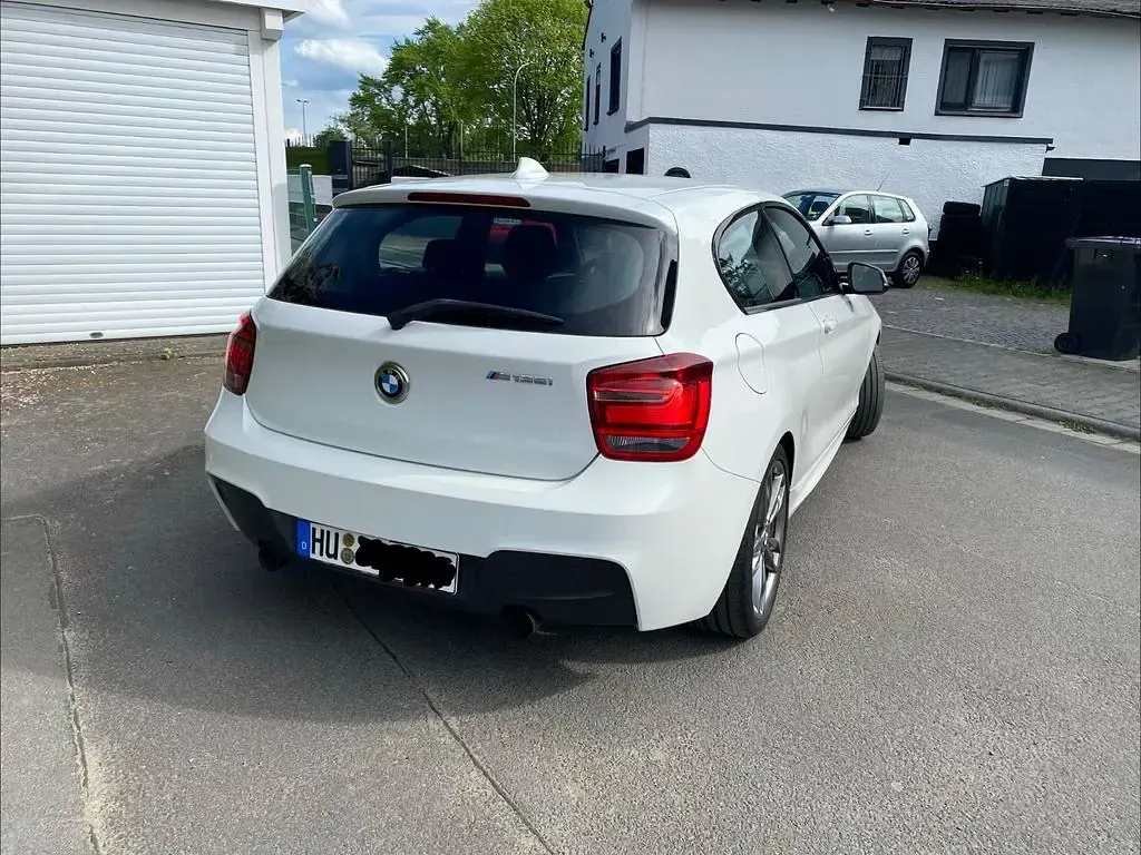 Gebraucht BMW 135 Sport Line 320 PS (235 kW) 2013 Weiß Kleinwagen