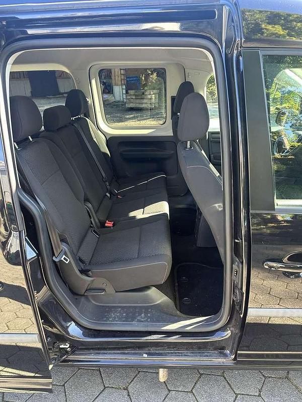 Gebraucht VW Caddy Maxi Trendline 131 PS (96 kW) 2020 Schwarz Van / Kleinbus