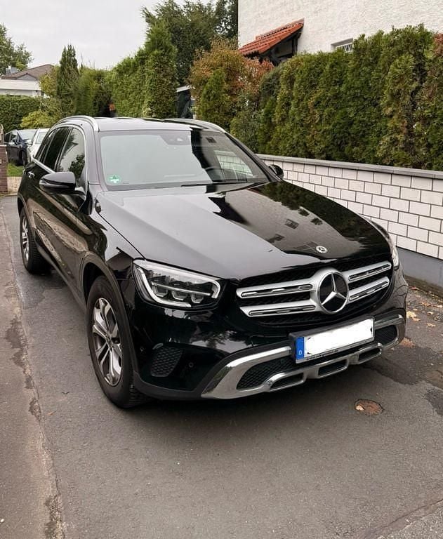 Schwarz Gebraucht 2019 Mercedes GLC220 SUV | 33.950 € (Guter Preis) - Bild 1/4