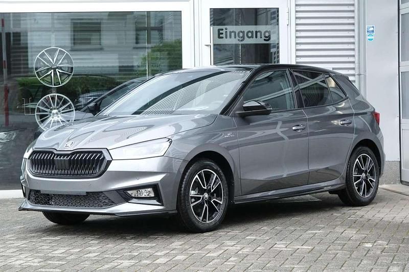 Graphite grau met. / dac... Neu 2025 Skoda Fabia Monte Carlo Kleinwagen | 24.980 € (Fairer Preis) - Bild 1/4