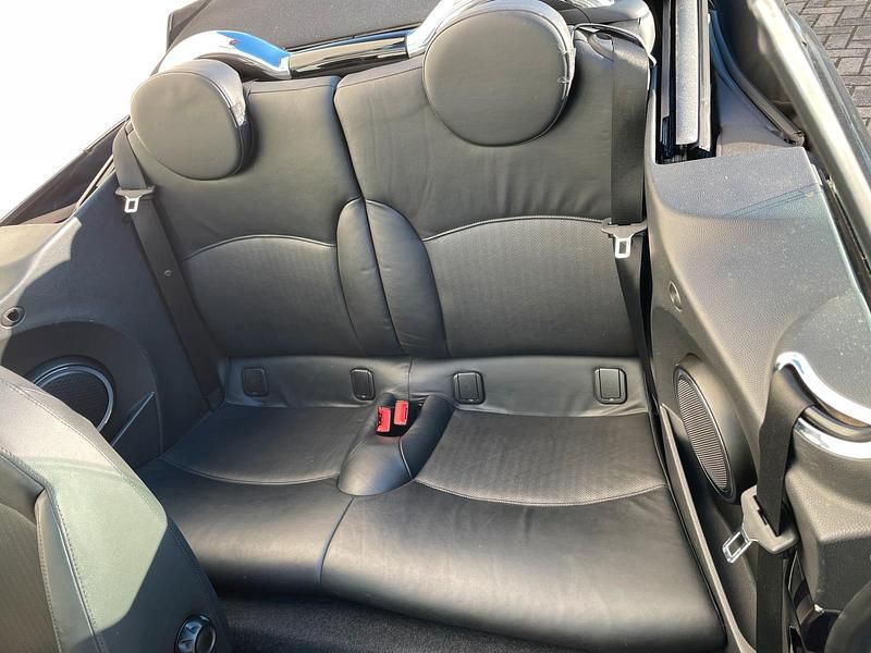 Gebraucht Mini Cooper Cabriolet 122 PS (89 kW) 2010 Schwarz Cabrio