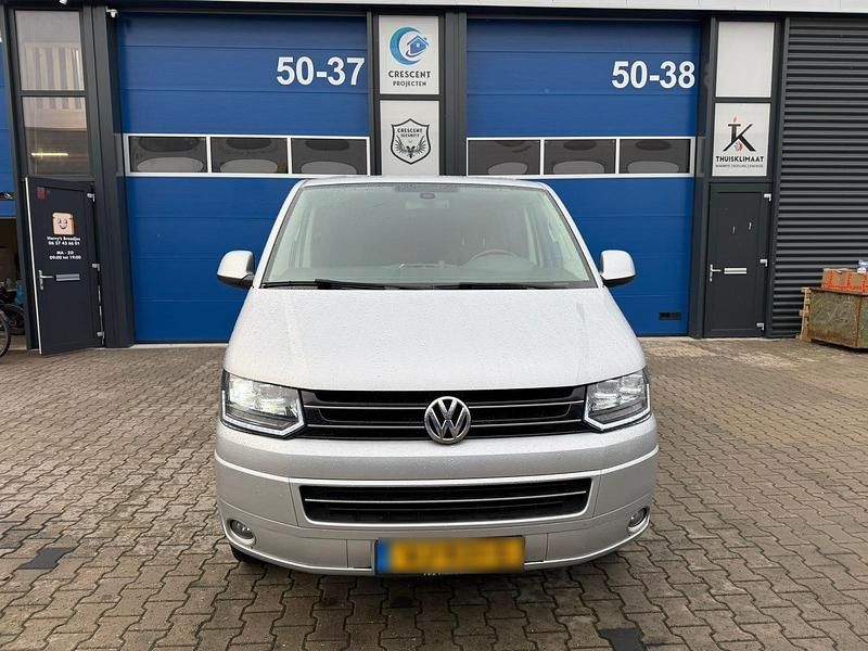 Gebraucht VW Transporter 186 PS (136 kW) 2014 Silber Van