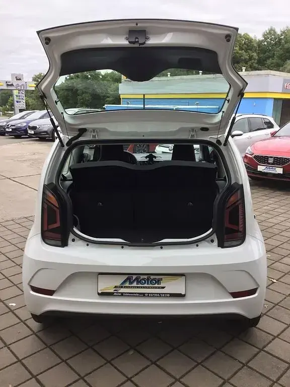 Gebraucht VW up! 65 PS (47 kW) 2022 Weiß Kleinwagen