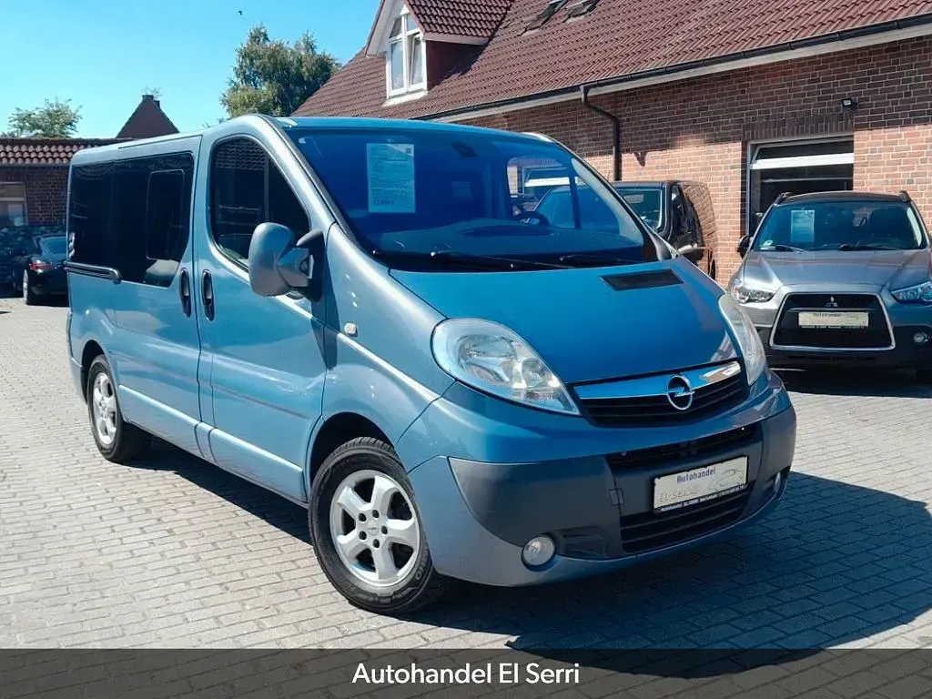 Gebraucht Opel Vivaro Cosmo 145 PS (106 kW) 2011 Blau Van / Kleinbus
