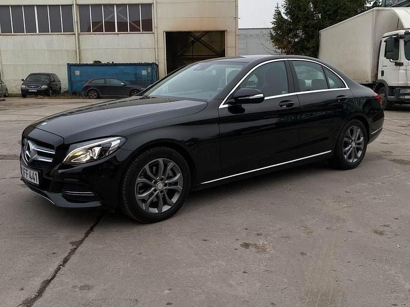 Schwarz Gebraucht 2014 Mercedes C220 Avantgarde Limousine | 15.900 € (Guter Preis) - Bild 1/4