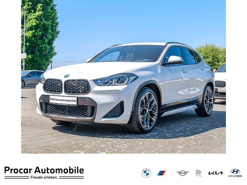 Weiã Gebraucht 2021 BMW X2 Performance SUV | 24.990 € (Guter Preis) - Bild 1/4