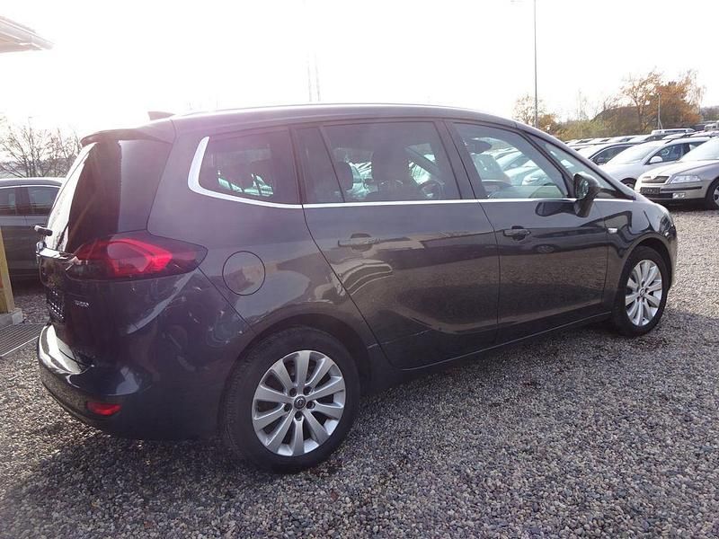Gebraucht Opel Zafira Tourer Innovation 140 PS (102 kW) 2016 Grau Van / Kleinbus