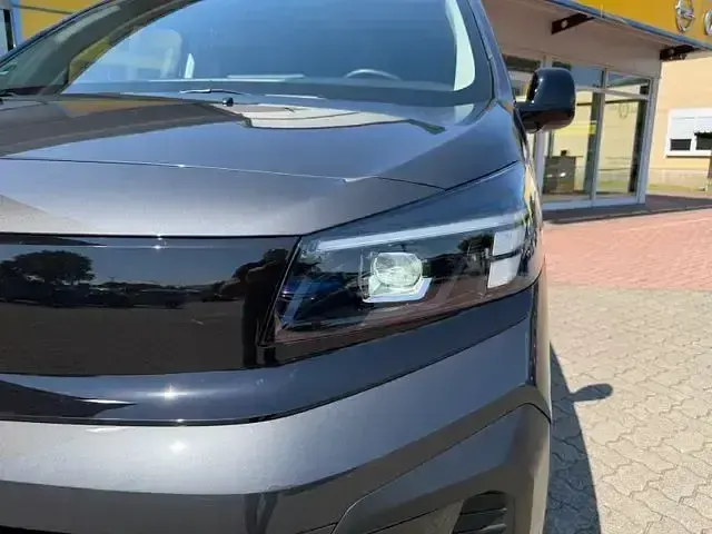 Gebraucht Opel Zafira Life 177 PS (130 kW) 2025 Grau Van / Kleinbus