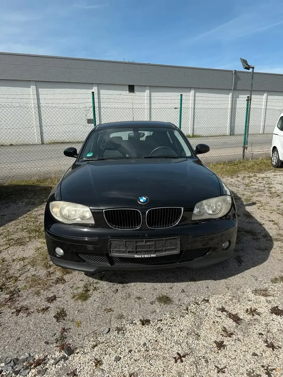Second-hand BMW 116 115 CP (84 kW) 2006 Negru Hatchback