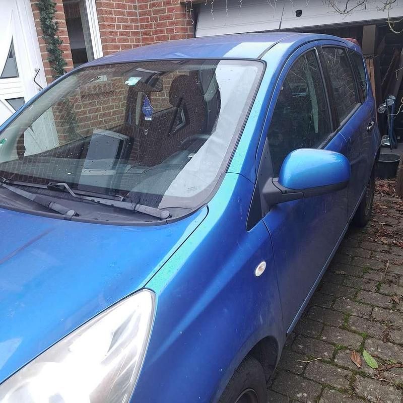 Gebraucht 2011 Nissan Note Tekna Kombi | 900 € (Guter Preis) - Bild 1/4