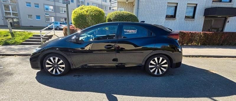 Gebraucht Honda Civic Executive 141 PS (103 kW) 2017 Schwarz Limousine