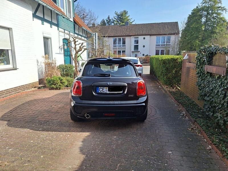 Gebraucht Mini ONE 102 PS (75 kW) 2020 Schwarz Kleinwagen