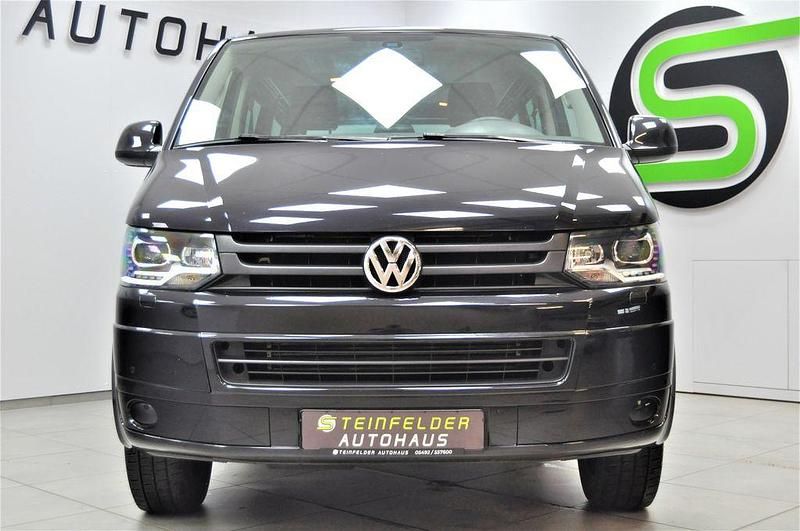 Gebraucht VW Transporter 179 PS (131 kW) 2015 Deep black perleffekt Van