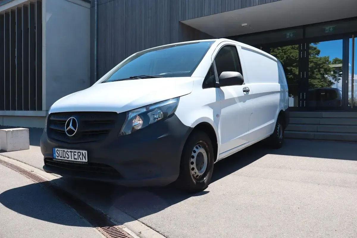 Gebraucht Mercedes Vito 114 PS (83 kW) 2016 Weiß Van