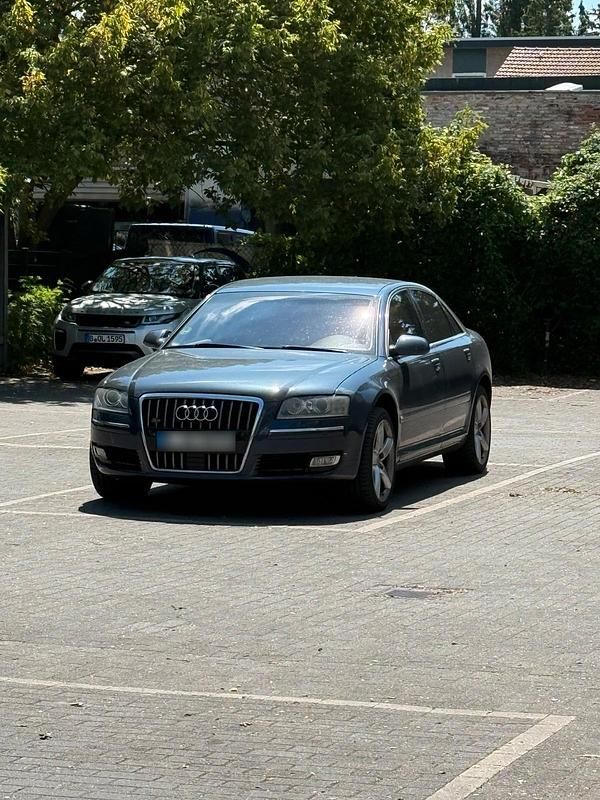 Gebraucht Audi A8 326 PS (239 kW) 2006 Blau Limousine