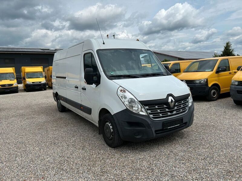 Weiß Gebraucht 2017 Renault Master R.S. Van | 16.420 € (Etwas zu teuer) - Bild 1/4