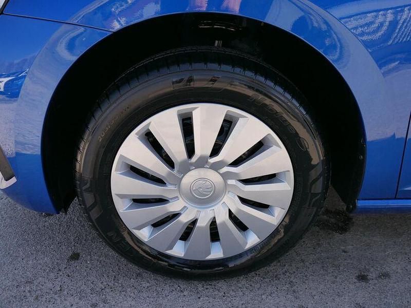 Neu Skoda Scala Selection 150 PS (110 kW) 2026 Blau Kleinwagen