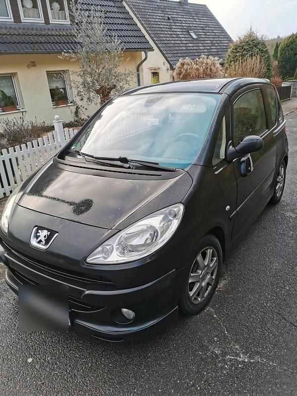 Gebraucht Peugeot 1007 88 PS (64 kW) 2006 Schwarz Van / Kleinbus
