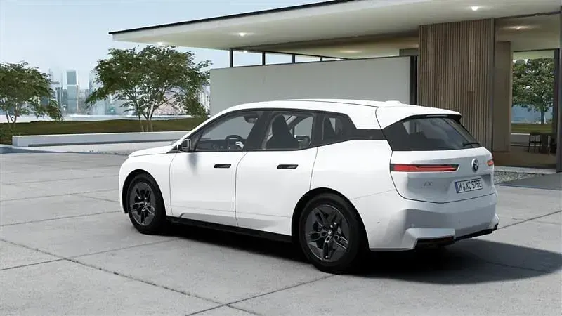 Ny BMW iX 300 kW (408 HK) 2026 Hvid SUV
