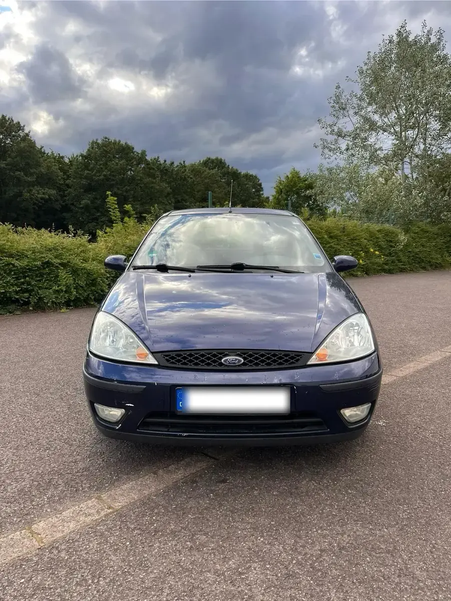 Gebraucht Ford Focus 101 PS (74 kW) 2004 Blau Kleinwagen