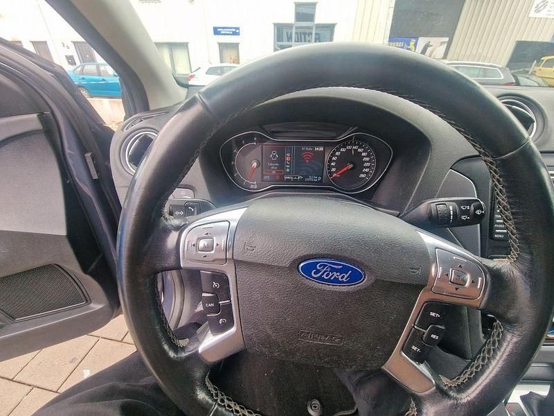 Schwarz Gebraucht 2012 Ford Mondeo Titanium X Limousine | 6.999 € - Bild 1/4