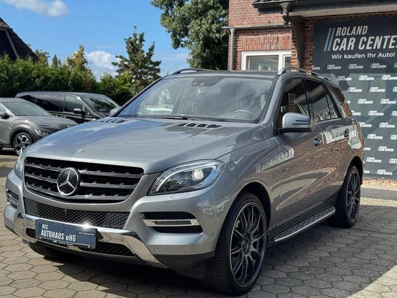 Silber Gebraucht 2013 Mercedes ML350 SUV | 18.440 € (Guter Preis) - Bild 1/4