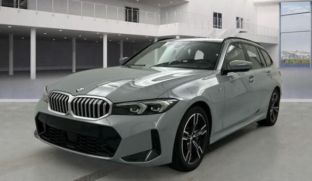 Grau Gebraucht 2024 BMW 330 M Sport Limousine | 38.850 € (Superpreis) - Bild 1/4