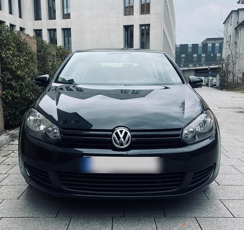 Schwarz Gebraucht 2009 VW Golf VI Limousine | 4.000 € (Guter Preis) - Bild 1/4