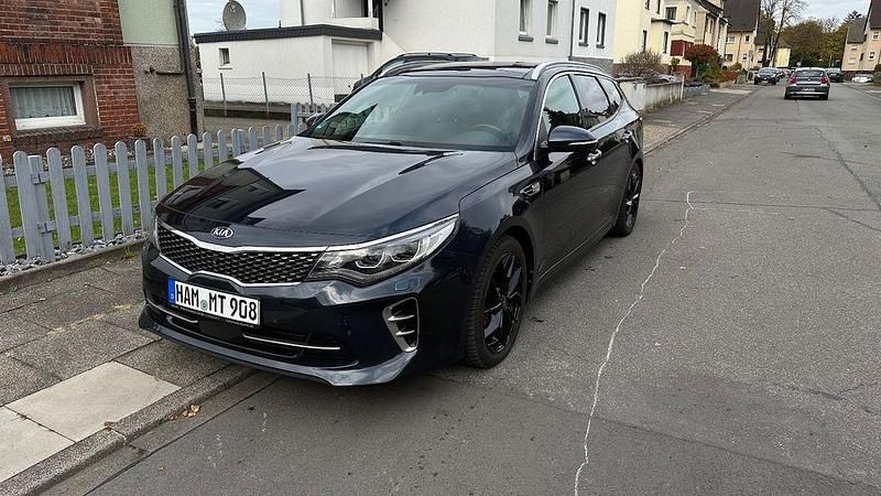 Blau Gebraucht 2016 Kia Optima Kombi | 16.500 € (Superpreis) - Bild 1/4
