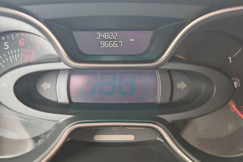 Gebraucht Renault Captur Intens 141 PS (103 kW) 2019 Blau SUV