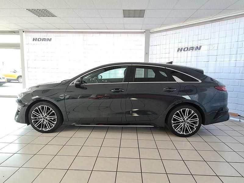 Gebraucht Kia ProCeed GT-Line 140 PS (102 kW) 2025 Grau Kombi