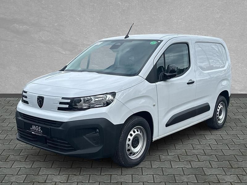 Neu Peugeot E-Partner 100 kW (136 PS) 2025 Kaolin weiss Van / Kleinbus