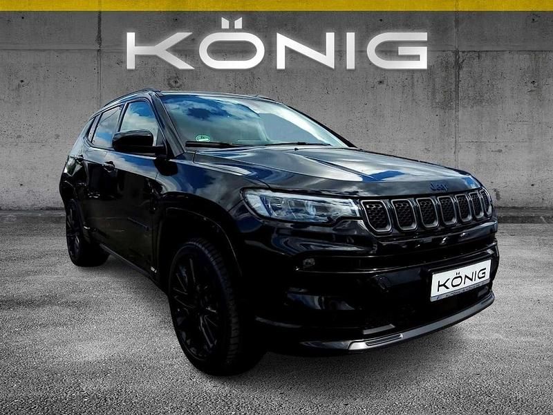 Schwarz Gebraucht 2022 Jeep Compass SUV | 29.776 € (Teuer) - Bild 1/4