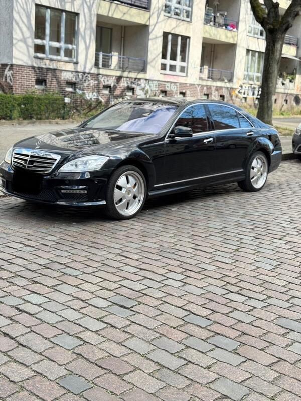 Schwarz Gebraucht 2008 Mercedes S320 Limousine | 9.900 € (Guter Preis) - Bild 1/4