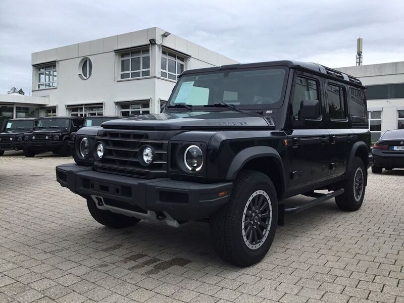 Inky black Neu 2024 Ineos Grenadier Kombi | 79.490 € - Bild 1/4
